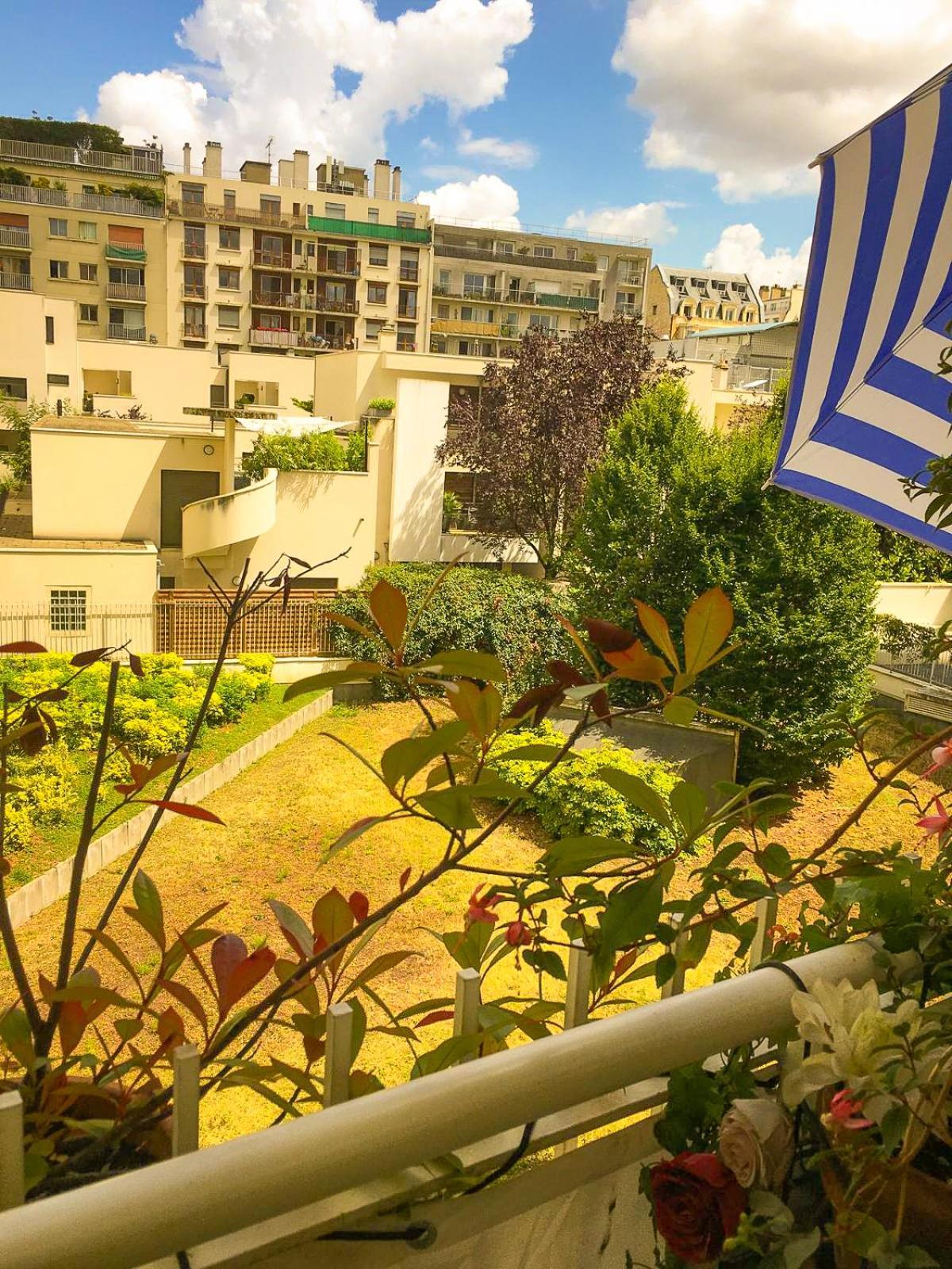 Double With Balcony Bed & Breakfast