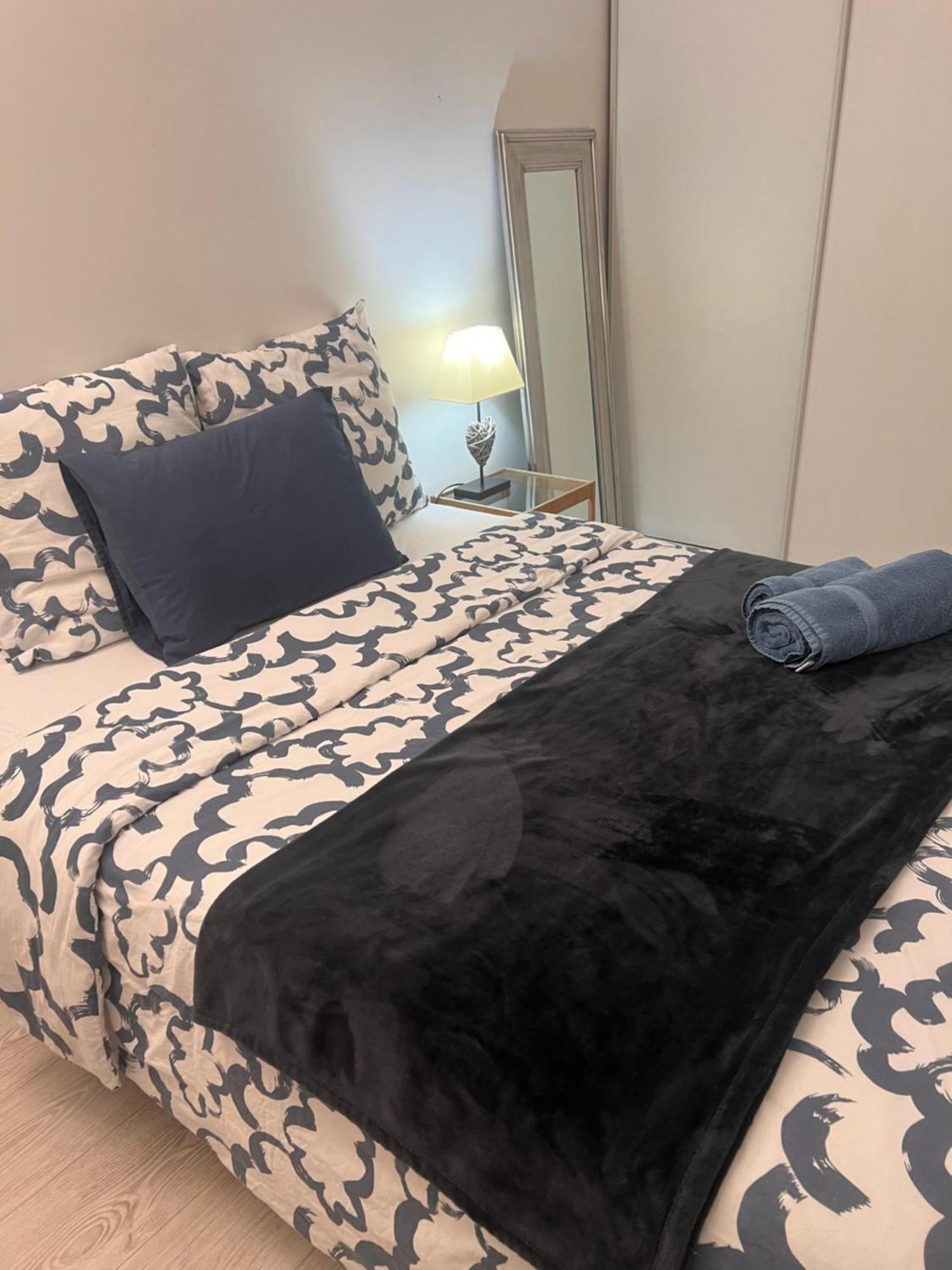 Bed & Breakfast Double With Balcony Parigi